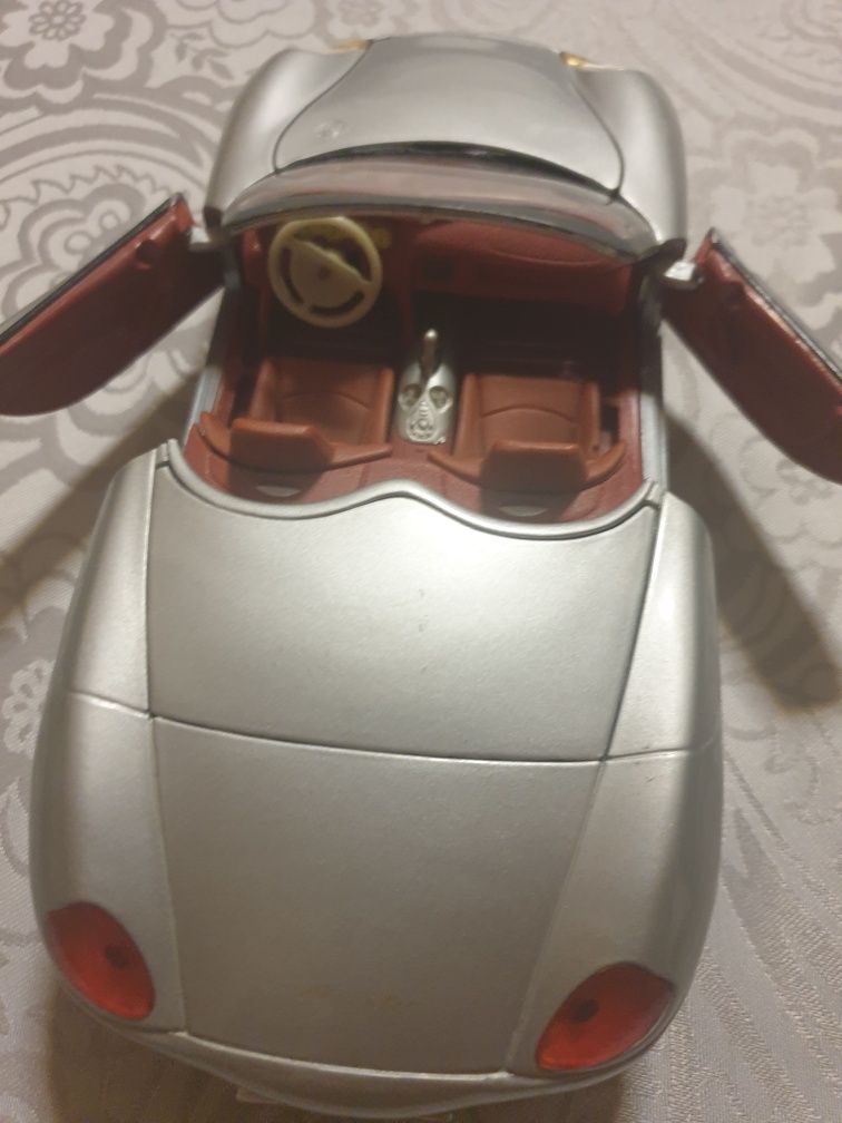 Porshe Boxter мащаб 1:18