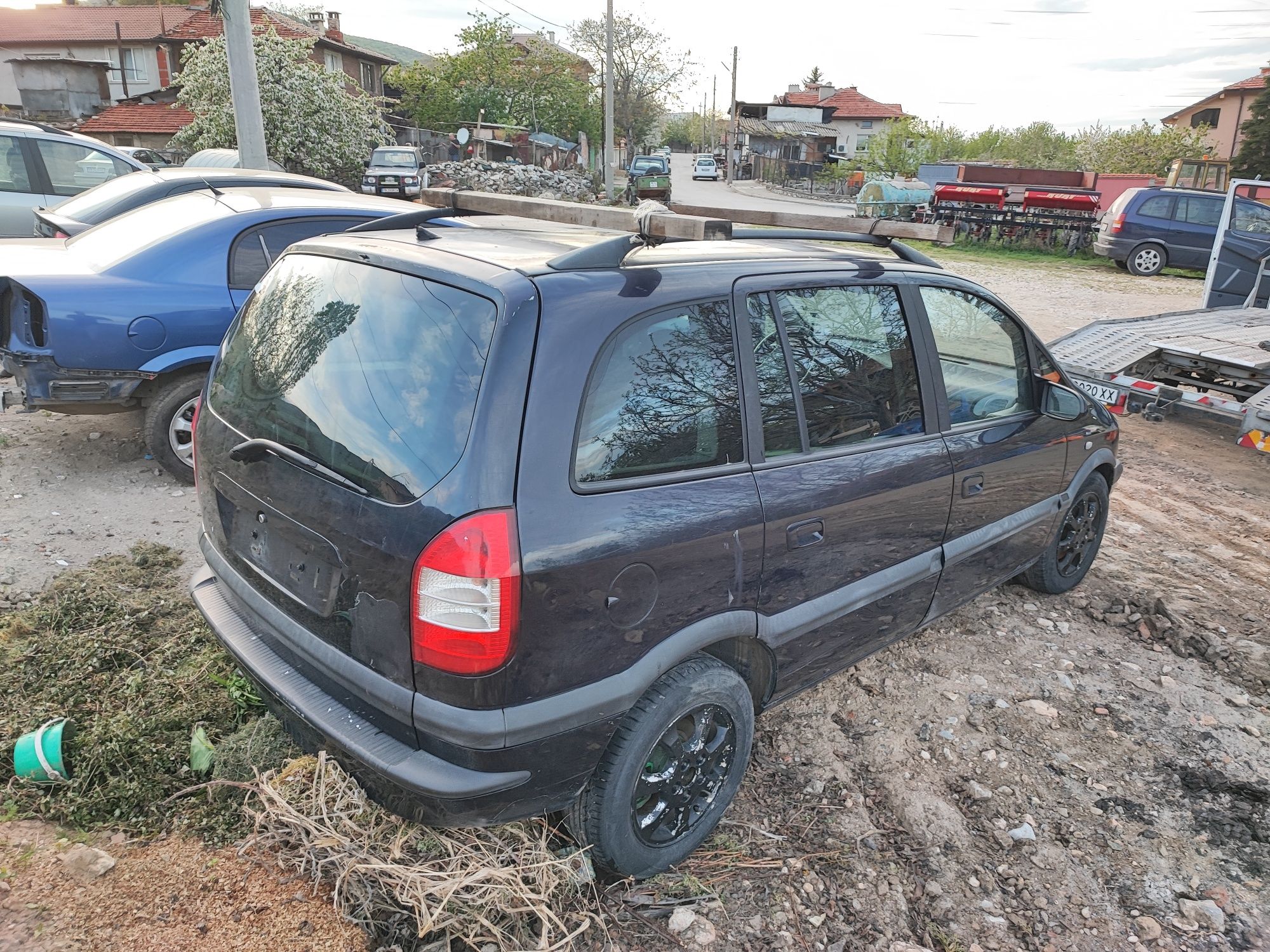 Opel Zafira 2.2 DTI НА ЧАСТИ