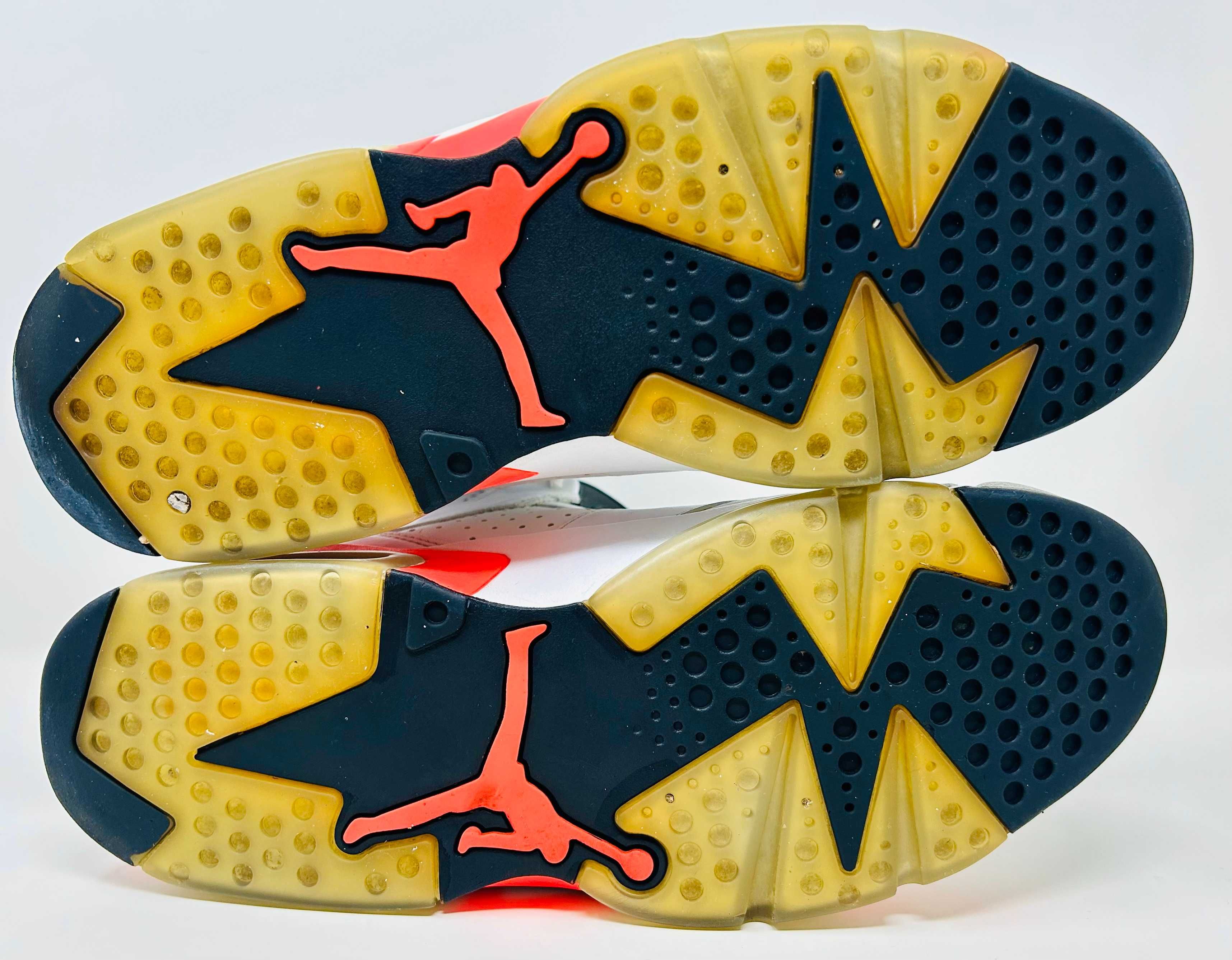 Маратонки NIKE Air Jordan Retro VI 6 Найк Джордан Оригинални Номер45,5
