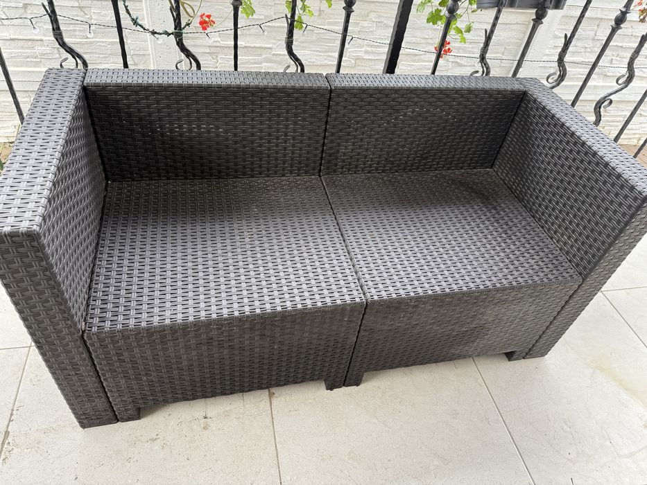 Mobilier terasa aproape nou