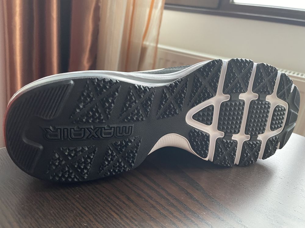 Pantofi sport/adidasi Nike Air Max Full Ride Negru 45
