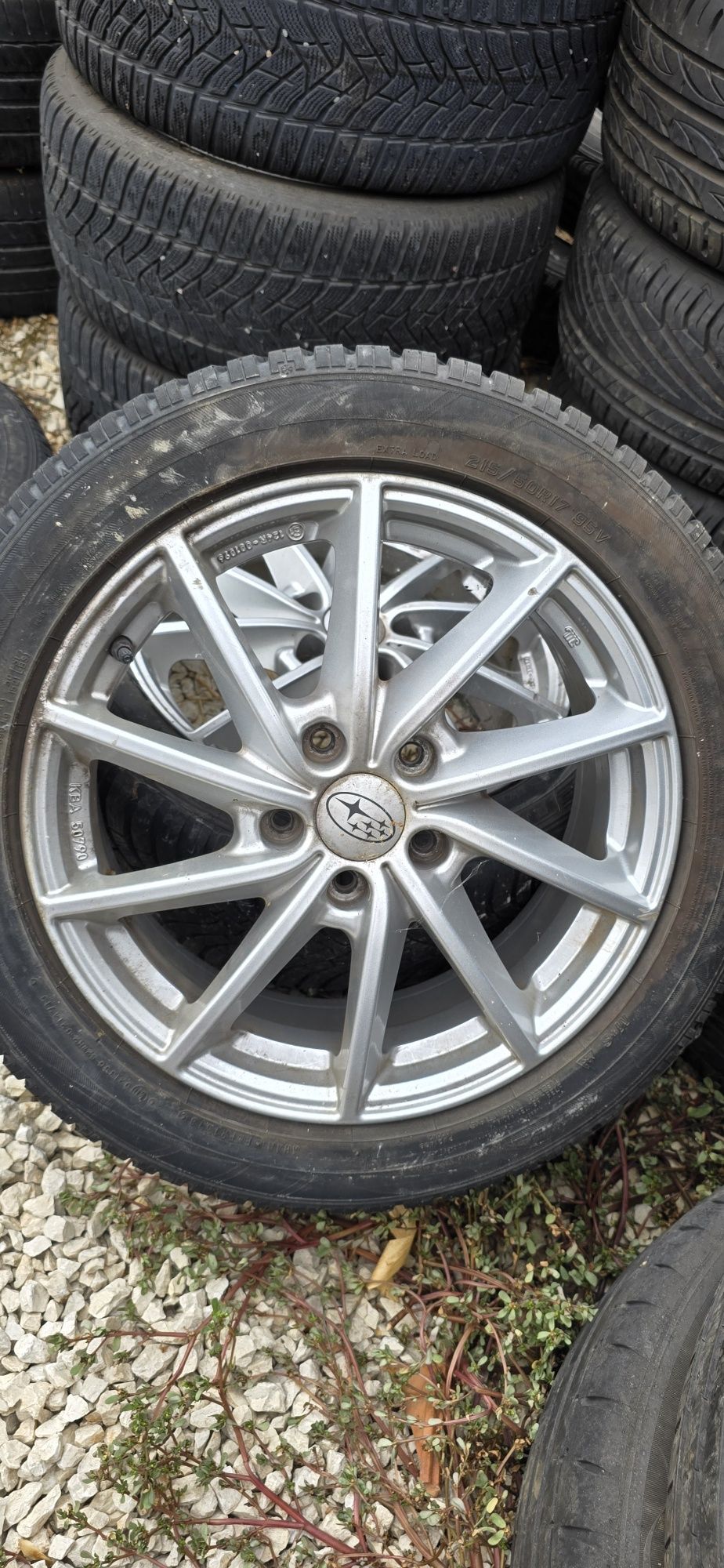 Зимни гуми 215 50 17 4 бр дот 2018 Falken