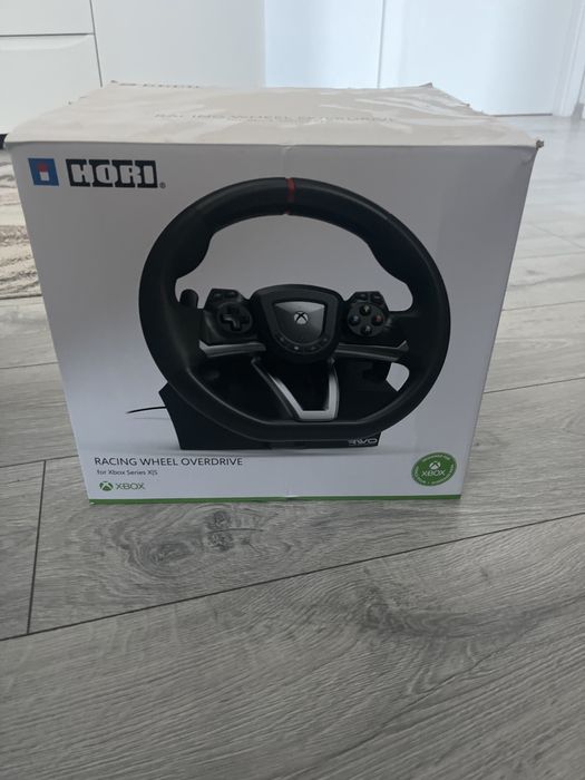 volan gaming  pedale si volan cu clapete pentru x box sau pc