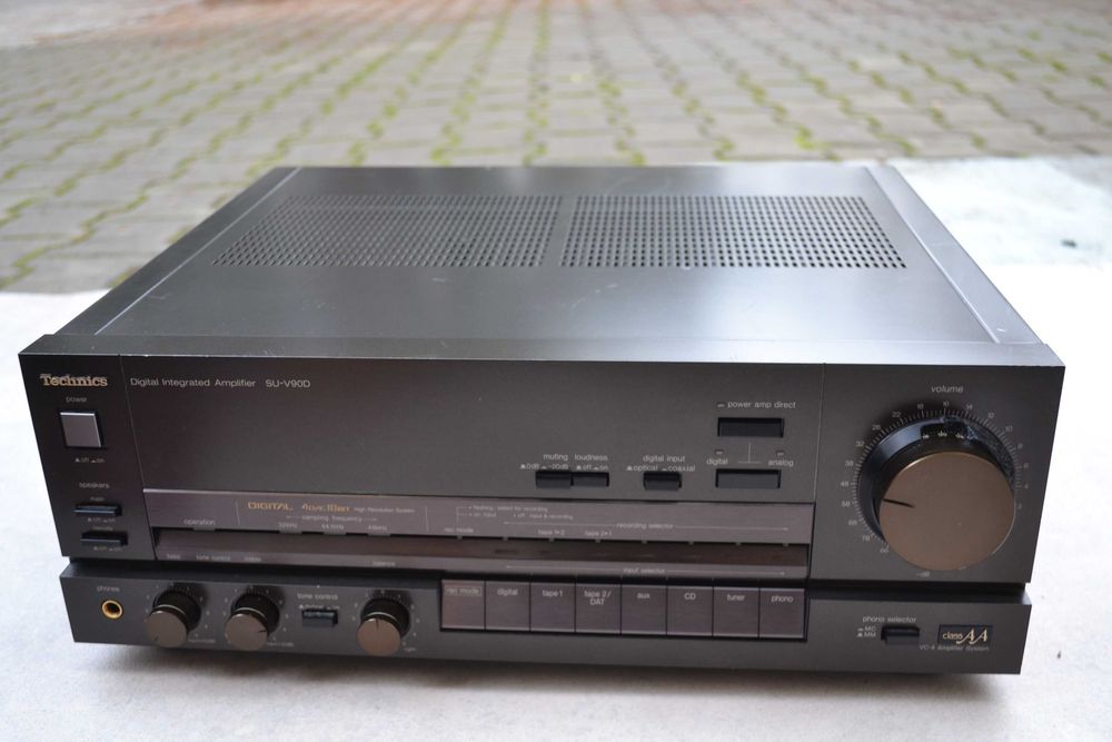 Amplificator Technics SU V 90 D