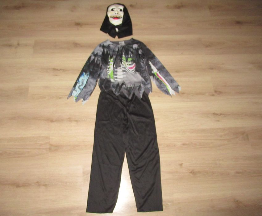 ХЕЛОУИ костюм на H&M--134 номер