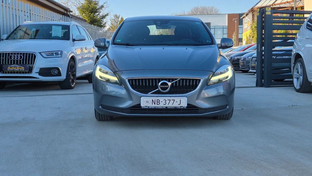 Volvo V40 Volvo v40 Automat .tehnic și estetic ireprosabil !