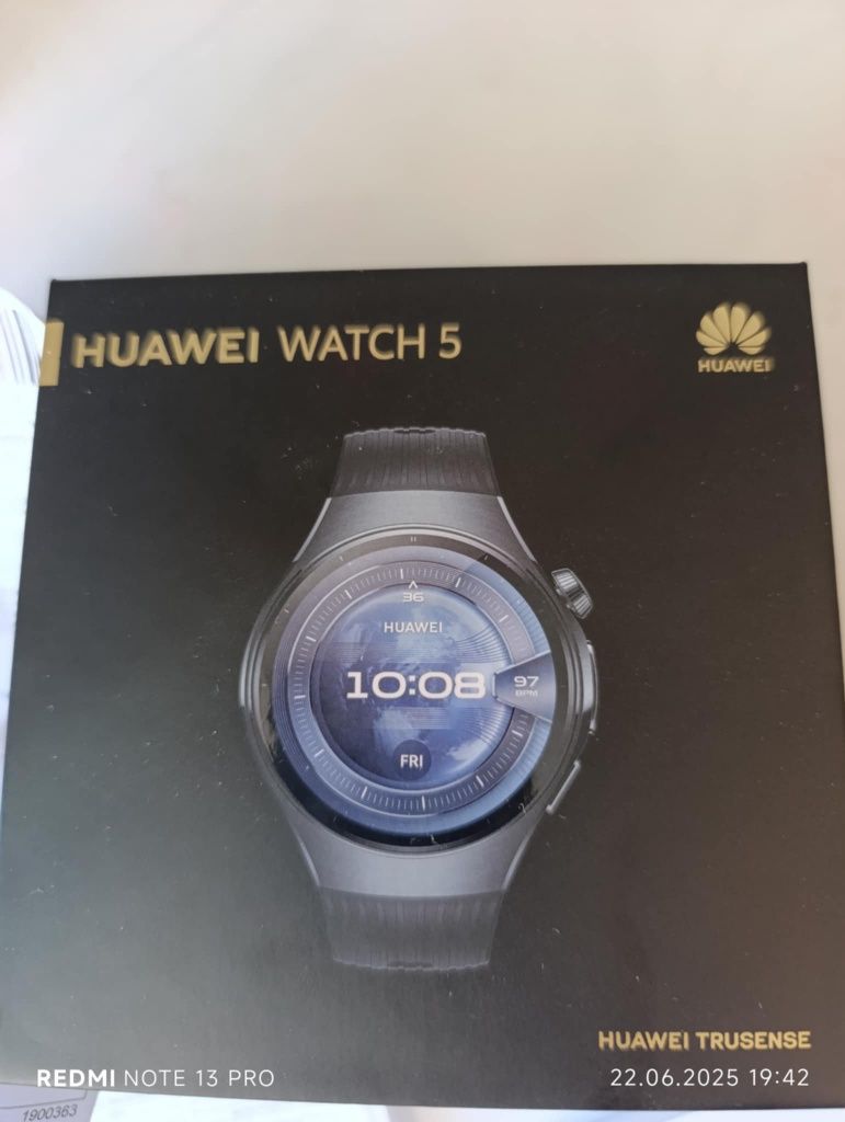 Чисто нов Huawei watch 5  E-SIM