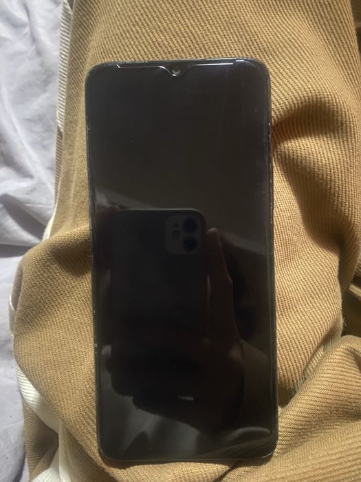 Продоется хонор х6а