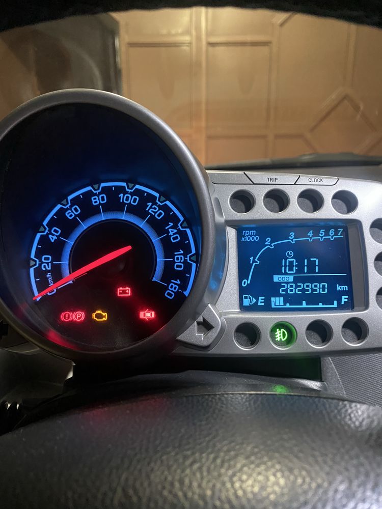 Chevrolet spark..