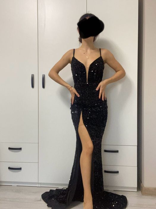 Rochie superbă cu trena