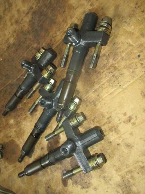 Injector injectoare MITSUBISHI PAJERO mk3 motor 3,2 diesel PROBATE