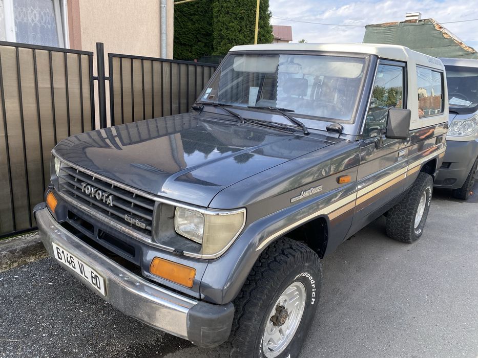 Toyota land cruiser