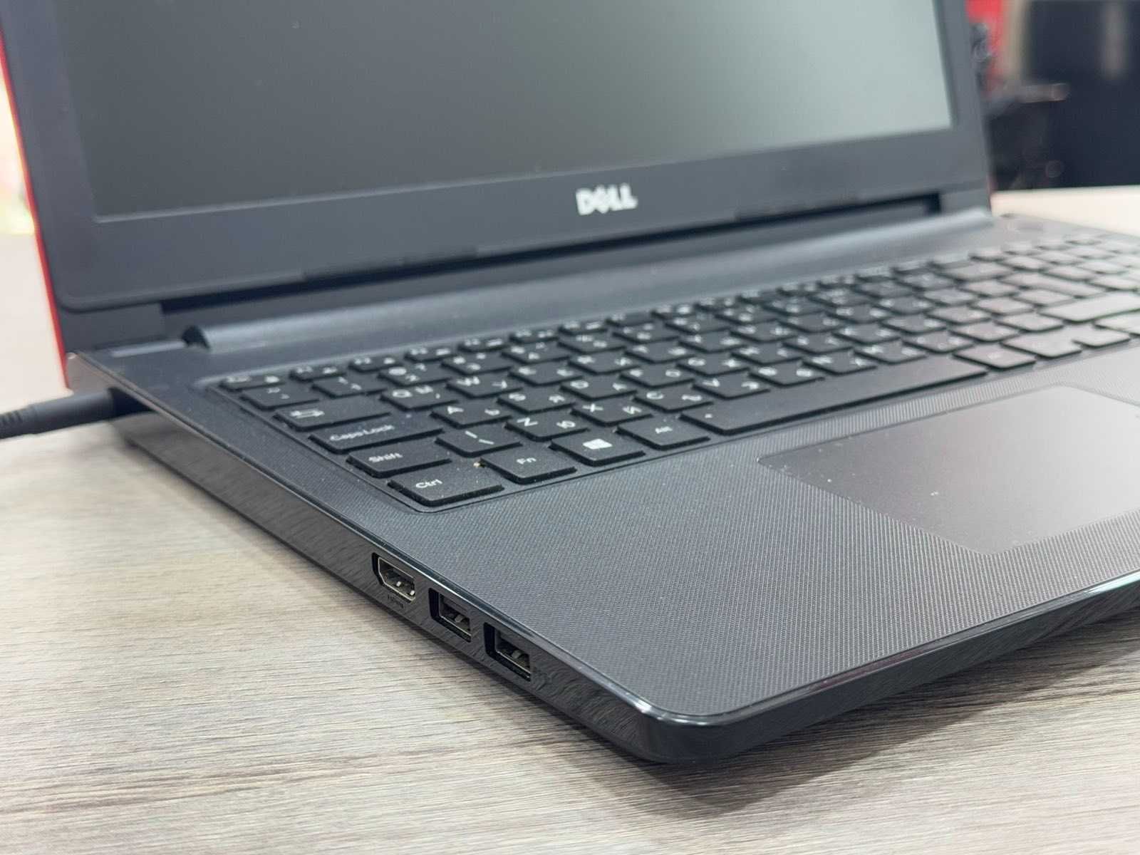 Dell Inspiron 15