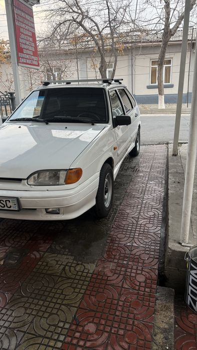 Lada 2114 sotiladi 2012 yil