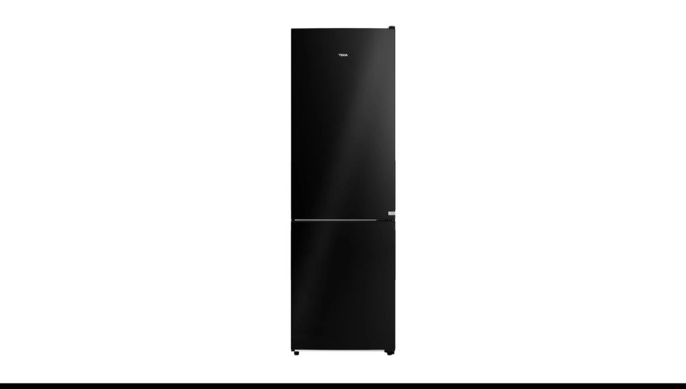 Хладилник ТЕКА RBF 44630 BK черен