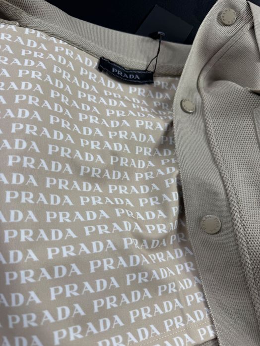 Prada-Чисто ново оригинално мъжко есенно яке Л размер