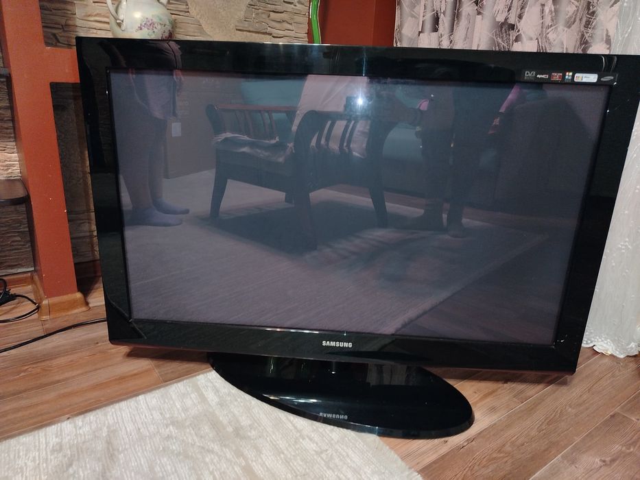 Продам телевизор