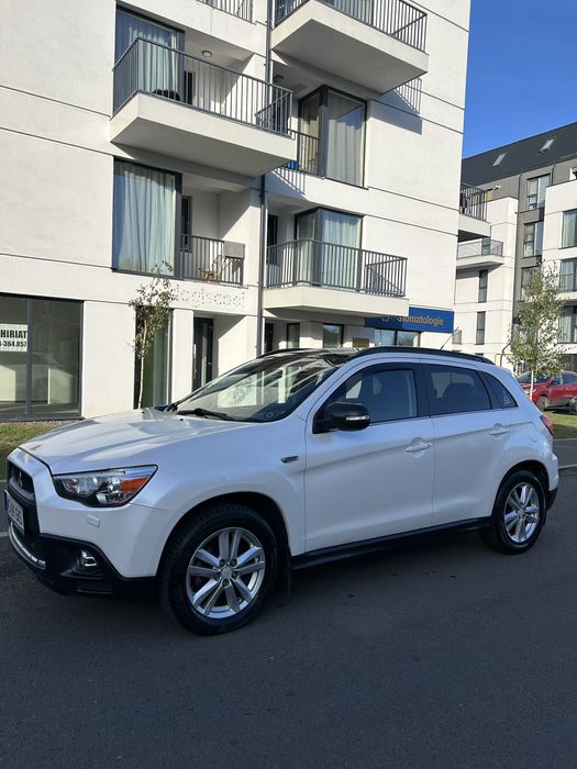 Vând Mitsubishi ASX-diesel