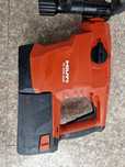 Hilti demolator pe acumulatori sds max