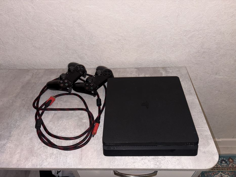 Плестейшн 4 сатылады