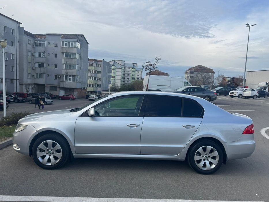 Vând Skoda Superb 2.0 diesel an fab 2011 euro 5