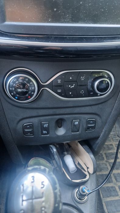 Logan mcv stepway 2019 ediția techroad 1.5dci climă a.c.