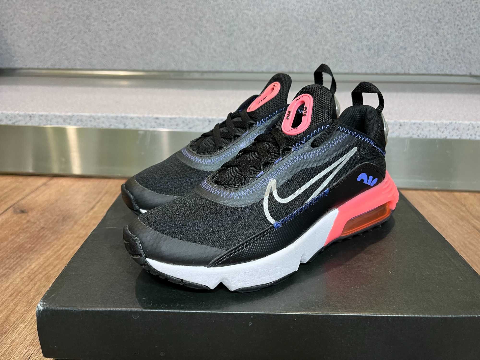 ОРИГИНАЛНИ *** Nike Air Max 2090  Black/Metallic Silver Sunset Pulse