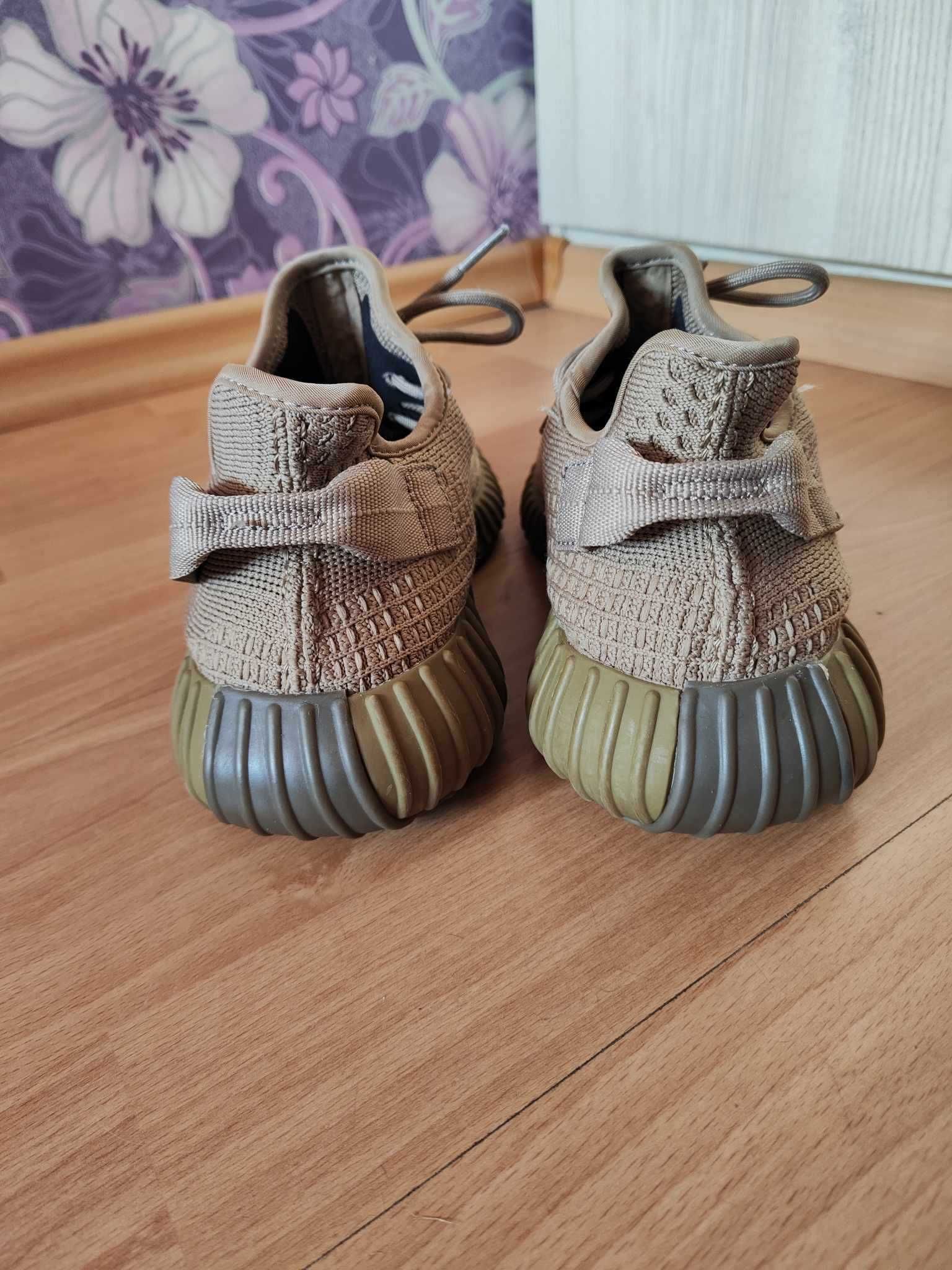 Adidas Yeezy Boost 350 V2 - 38 2/3 номер