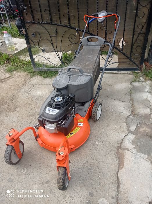 Cositoare professionala Husqvarna