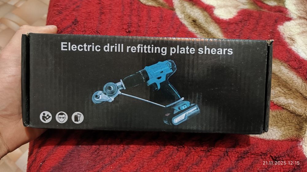 Насадка на дрель и шуруповёрт для резки листовых  металов