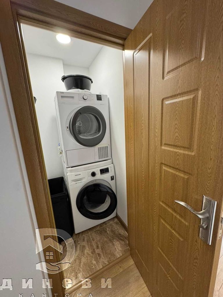 Продава се Тристаен апартамент в Стара Загора, Кольо Ганчев - 115 кв.м за 1648 €/кв.м - Снимка #5