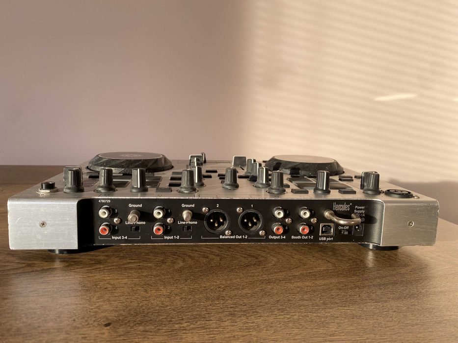 Hercules DJ DJConsole RMX 2
