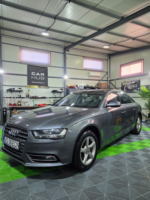 Vând AUDI A4 -2013