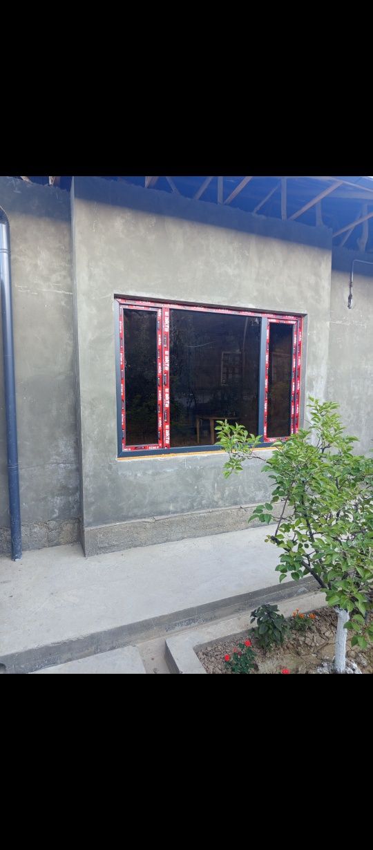 Sifatli akfa eshik va romlar ornatish