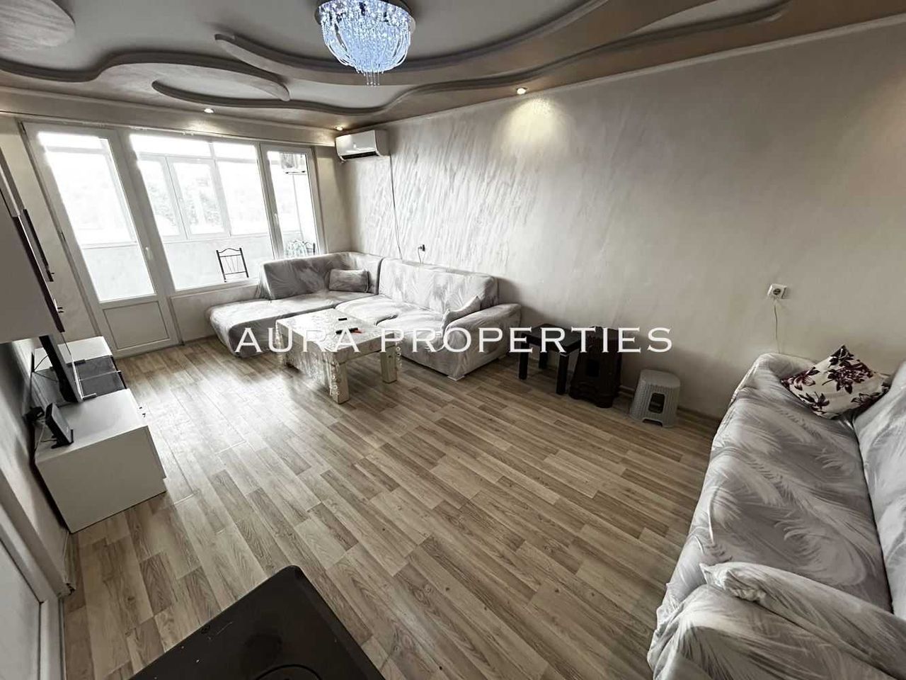 Продава се Двустаен апартамент в Разград, Стефан Караджа - 65 кв.м за 1491 €/кв.м - Снимка #1