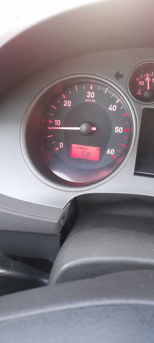 Seat Ibiza,full options,consum 4%,DISTRIBUTIE NOUĂ,proprietar