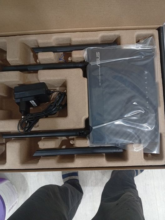 Wi-Fi роутер  новый