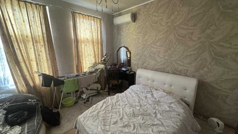 Луксозен тристаен апартамент в Център