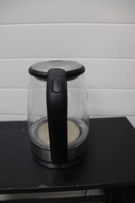 Стъклена кана EMERIO с обем 1,7L 2200W Синьо LED вътрешно осветление