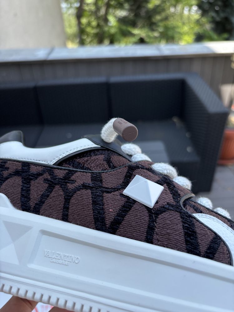 Valentino Xl One Stud