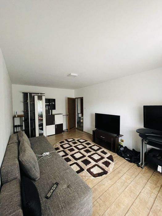 Apartament de vanzare Micro 21 Galati complet mobilat si utilat