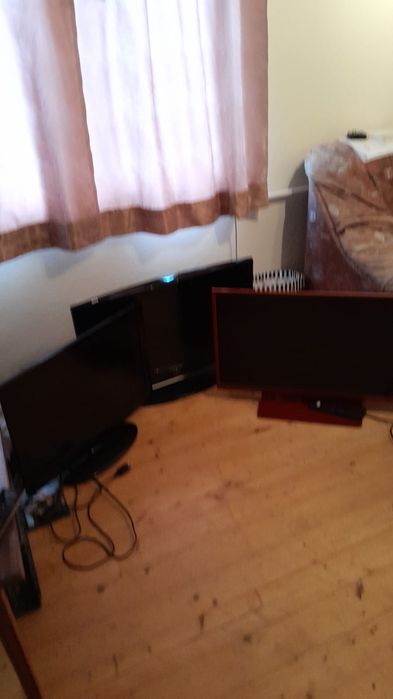 Mai multe televizoare