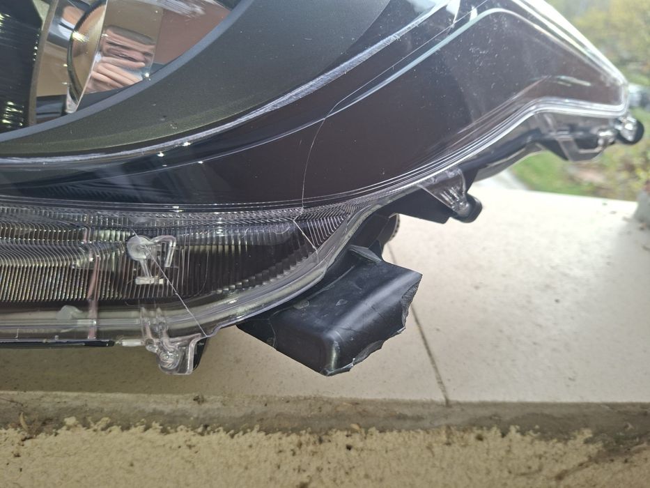 Фарове Toyota Yaris 2018 - 2022