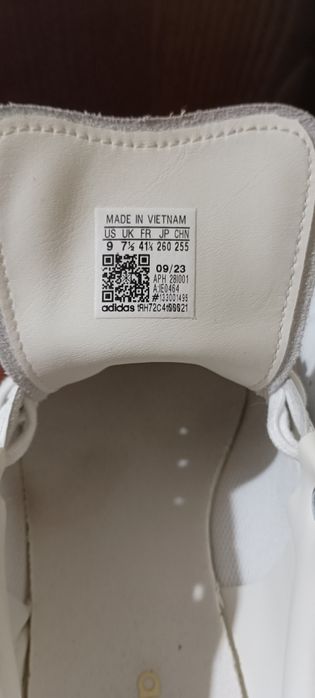 Маратонки adidas