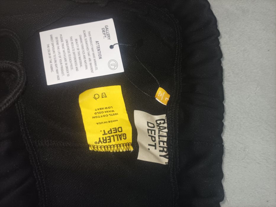 Шорты Gallery dept