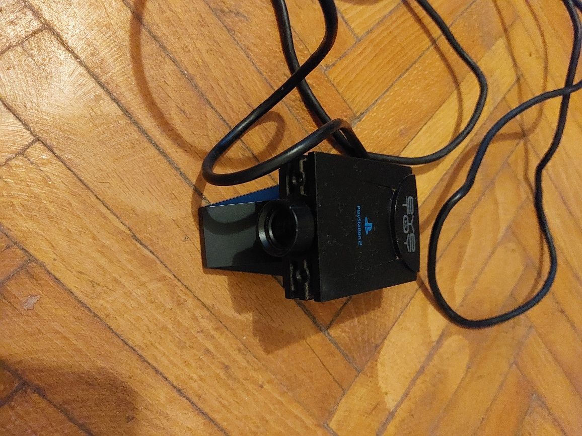 Vând 2 camere web ps2