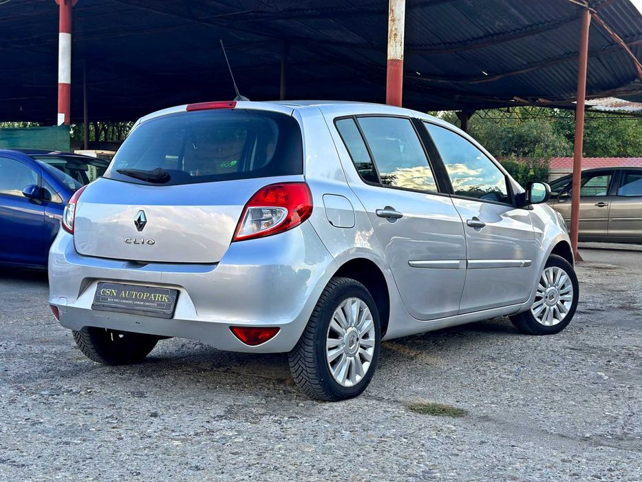 Renault Clio 1.2i | An 2009 EURO 4 | RATE Fixe | LIVRARE GRATUITĂ