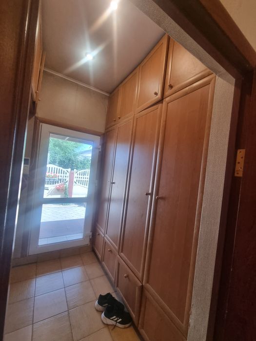 Продаю прихожую б/ у в хорошем состоянии