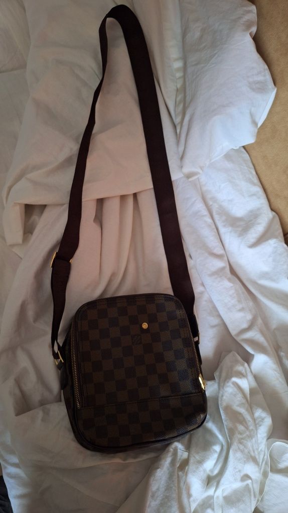Louis Vuitton чанта