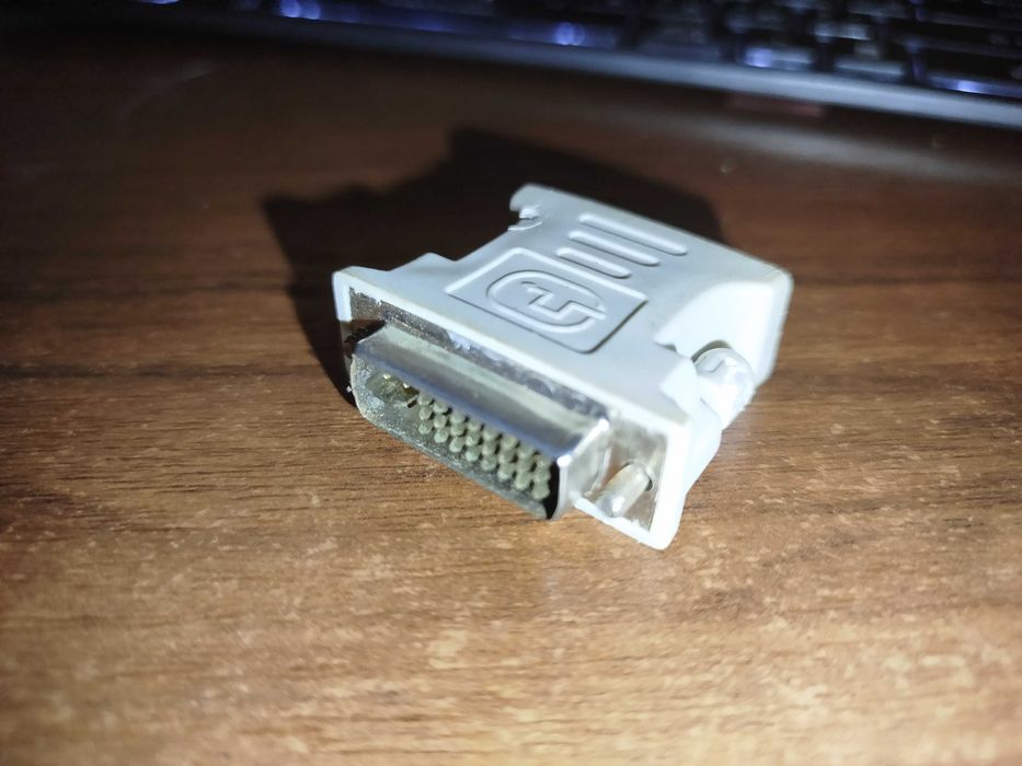 Переходник DVI на VGA для видеокарт и мониторов